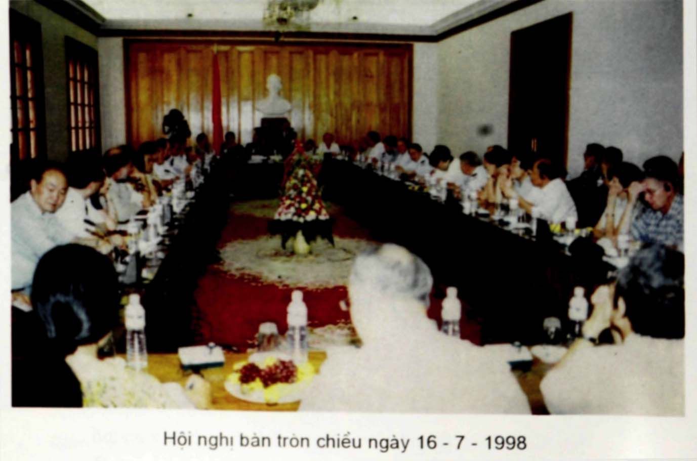 Tư liệu quý từ Hội thảo Quốc tế Việt Nam học lần thứ nhất (1998)