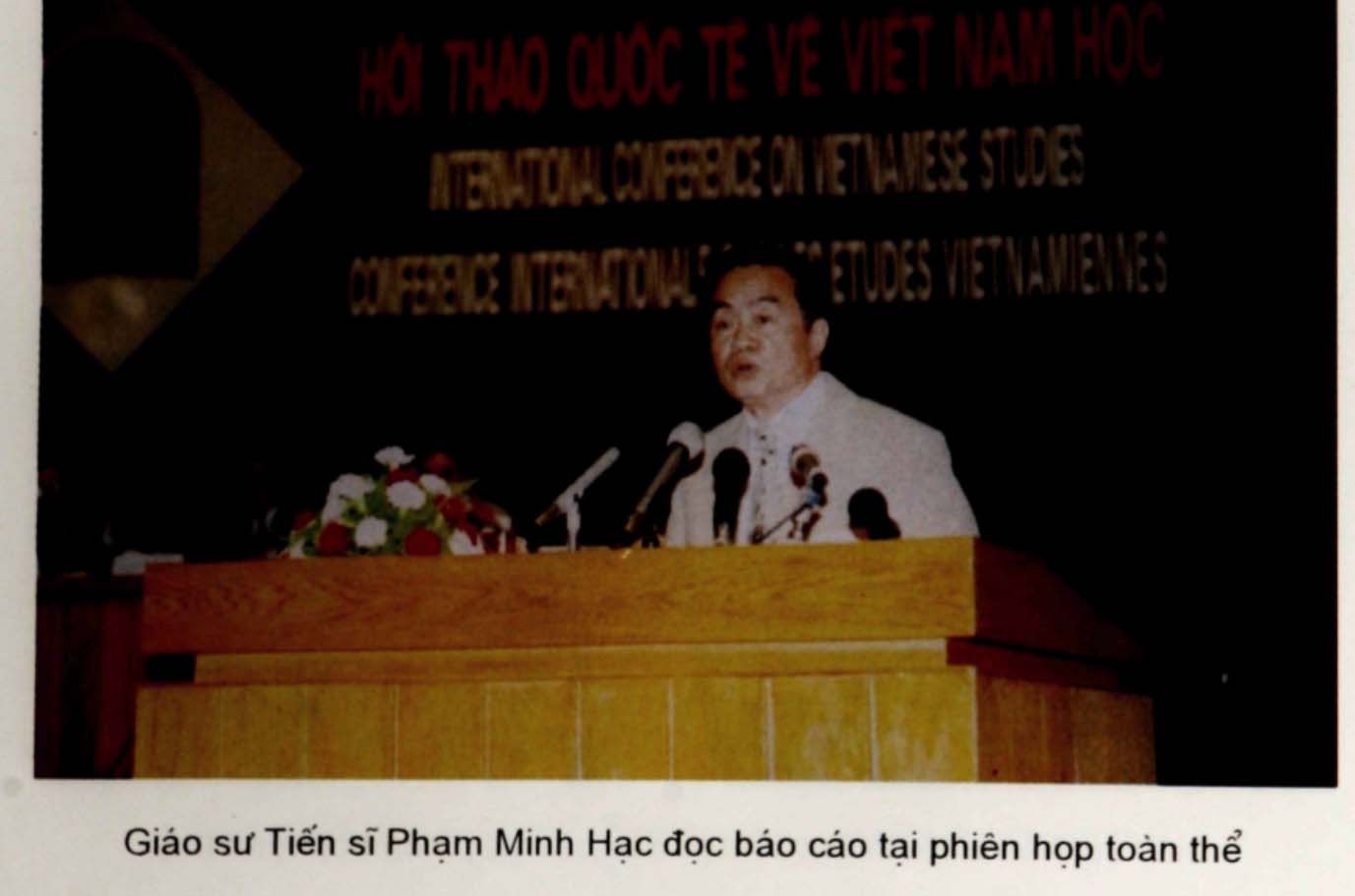 Tư liệu quý từ Hội thảo Quốc tế Việt Nam học lần thứ nhất (1998)