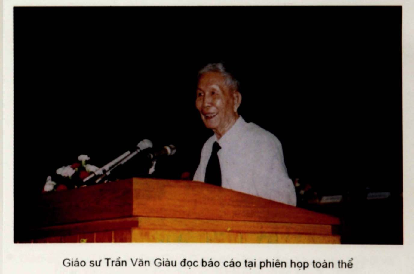 Tư liệu quý từ Hội thảo Quốc tế Việt Nam học lần thứ nhất (1998)