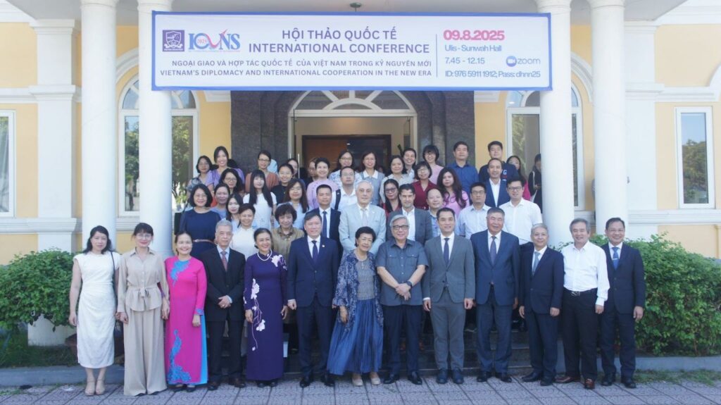 Tổ chức Hội thảo chuyên đề 2: “Ngoại giao và Hợp tác quốc tế của Việt Nam trong kỷ nguyên mới”