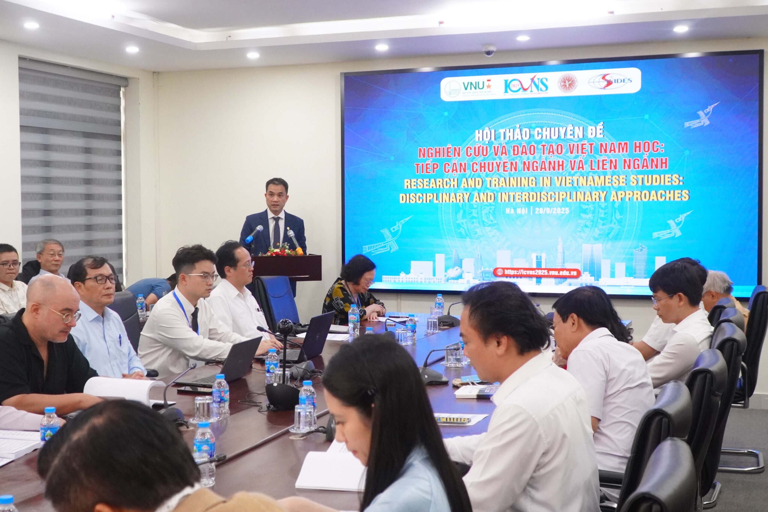 Hội thảo Quốc tế chuyên đề “Nghiên cứu và đào tạo Việt Nam học: Tiếp cận liên ngành và chuyên ngành”: Diễn đàn học thuật chuẩn bị cho Hội thảo Quốc tế Việt Nam học lần thứ VII