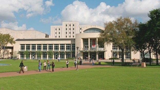 Giới thiệu khái quát chương trình Tiếng Việt và văn hóa Việt Nam tại Trường Đại học Houston – Trường Đại học nghiên cứu bậc nhất bang Texas, Mỹ